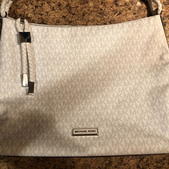 MK Hobo style handbag - Picture 1 of 5